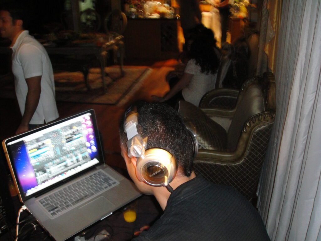 Asi Vidal Electro Club
