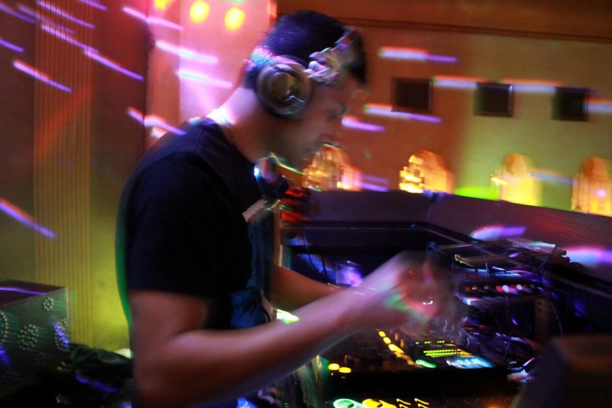 Asi Vidal, ELECTRO CLUB 138