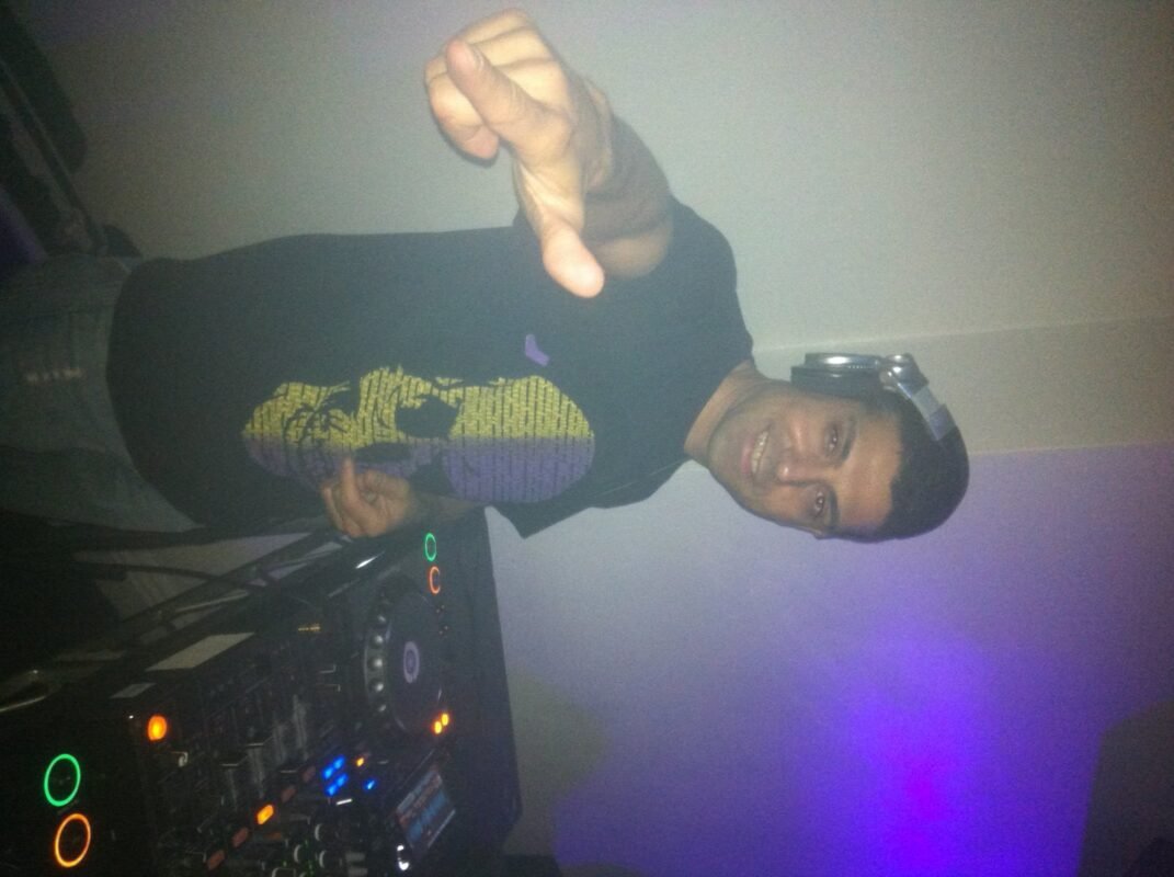 Asi Vidal, ELECTRO CLUB 107