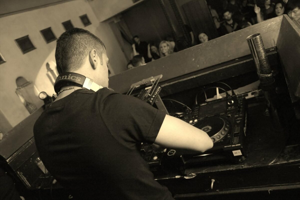 Asi Vidal, ELECTRO CLUB 117